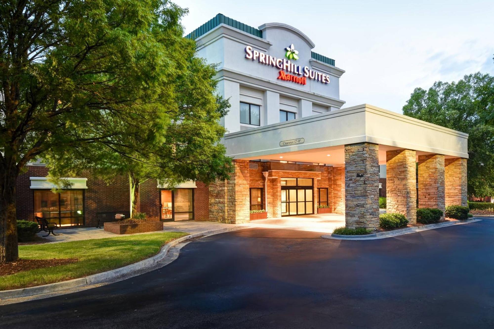 Springhill Suites By Marriott Atlanta Кеннесо Экстерьер фото