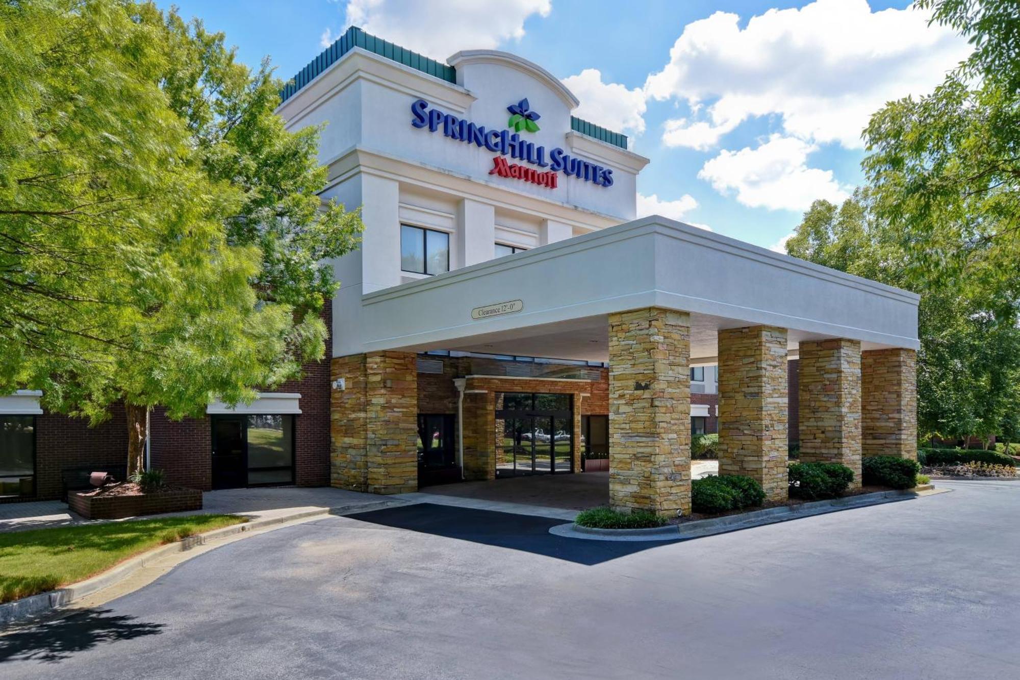 Springhill Suites By Marriott Atlanta Кеннесо Экстерьер фото